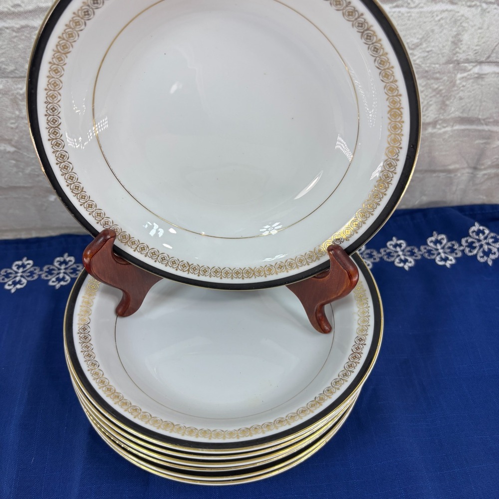 Sone China Kent #2456 rim soup bowl with gold scrollwork - Picture 2 of 6